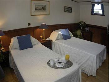 Magna Carta Hotel Windsor Luaran gambar