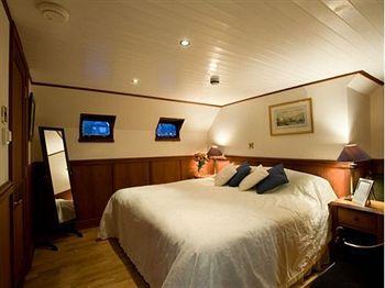Magna Carta Hotel Windsor Luaran gambar